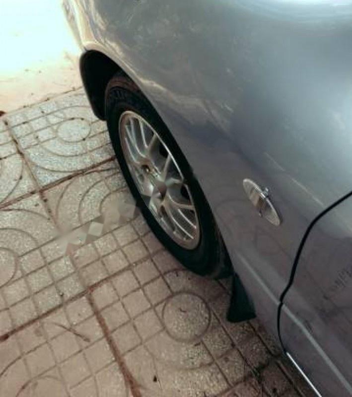 Mitsubishi Lancer 2003 - Bán xe cũ Mitsubishi Lancer đời 2003, màu bạc số tự động