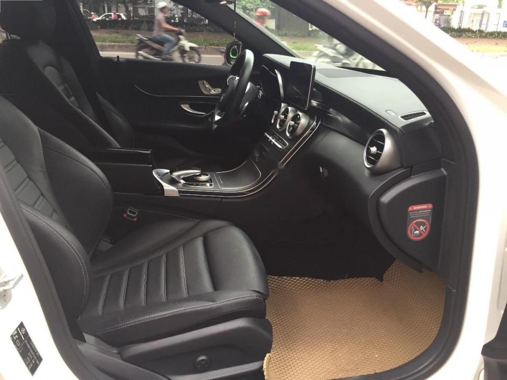 Mercedes-Benz C300  AMG 2015 - Bán xe Mercedes C300 AMG 2015, màu trắng