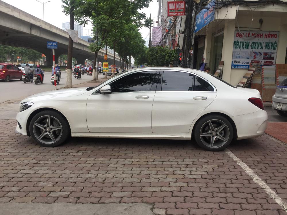 Mercedes-Benz C300 AMG 2015 - Bán C300 AMG trắng - đen SX 2015