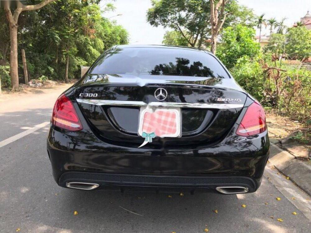 Mercedes-Benz C300  AMG 2016 - Cần bán Mercedes C300 AMG đời 2016, màu đen
