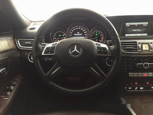 Mercedes-Benz E200 2014 - Bán Mercedes E200 đời 2014, màu trắng
