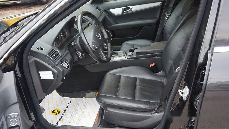 Mercedes-Benz C200 2007 - Chính chủ bán Mercedes C200 đời 2007, màu đen