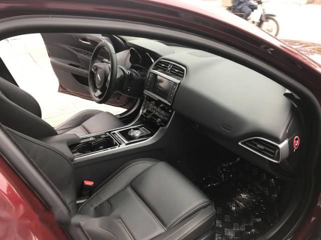 Jaguar XE  Prestige 2016 - Bán ô tô Jaguar XE Prestige 2016, màu đỏ, nhập khẩu như mới