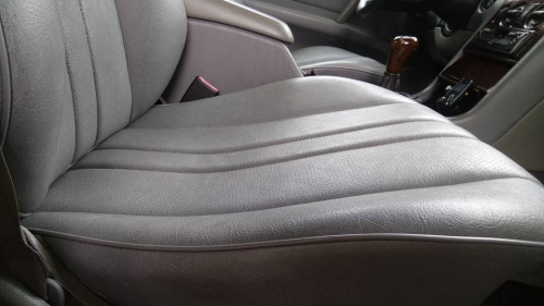 Mercedes-Benz E230  2.3 MT  1995 - Bán Mercedes E230 2.3 MT sản xuất 1995, màu đen