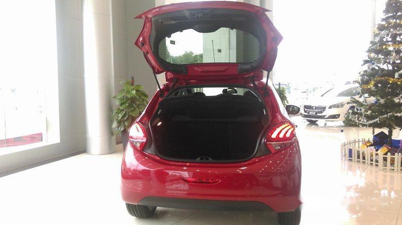 Peugeot 208 Facelift 2015 - Bán ô tô Peugeot 208 Facelift đời 2015, màu đỏ
