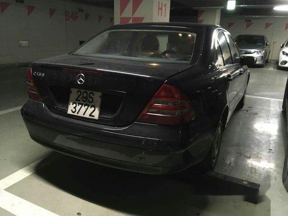 Mercedes-Benz C200 2002 - Bán ô tô Mercedes C200 đời 2002, màu đen