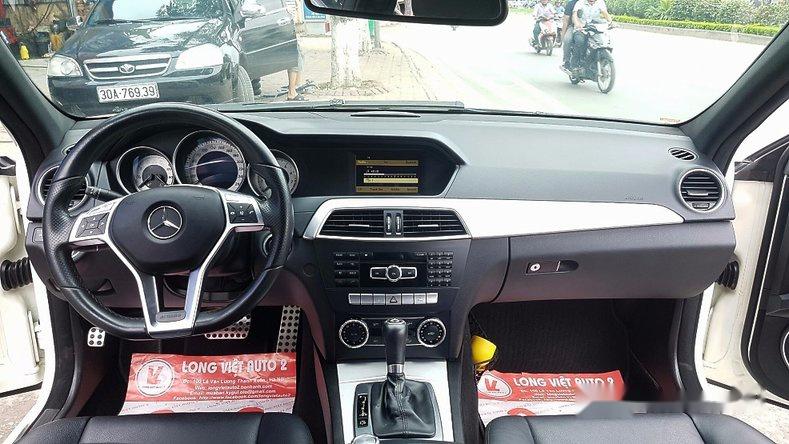 Mercedes-Benz C300 AMG 2012 - Chính chủ bán xe Mercedes C300 AMG 2012, màu trắng