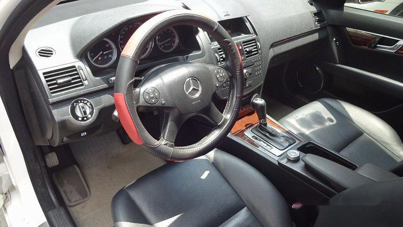 Mercedes-Benz C250 2008 - Bán Mercedes C250 đời 2008, màu trắng, 495 triệu