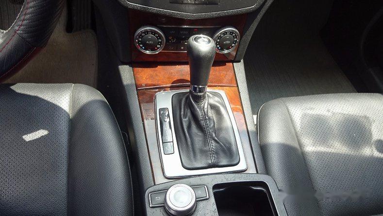 Mercedes-Benz C250 2008 - Bán Mercedes C250 đời 2008, màu trắng, 495 triệu