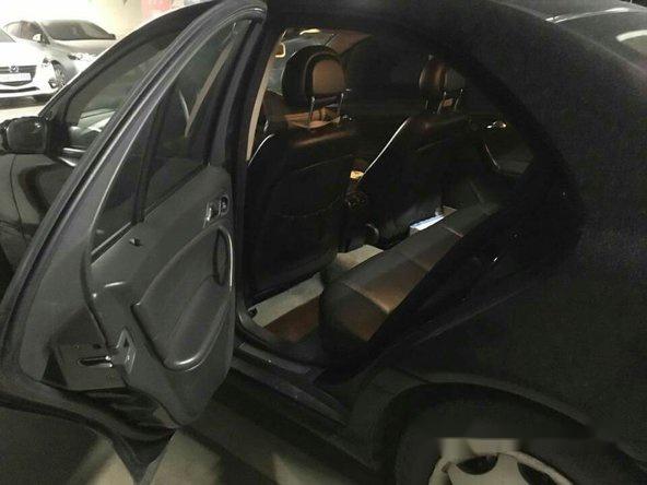 Mercedes-Benz C200 2002 - Bán ô tô Mercedes C200 đời 2002, màu đen