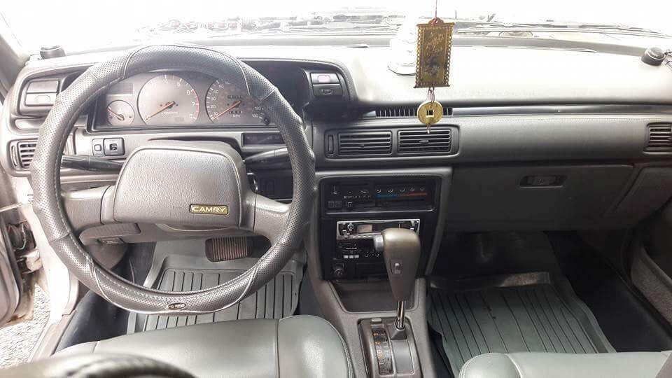 Toyota Camry LE 1987 - Bán xe Toyota Camry LE đời 1987, màu bạc, nhập khẩu nguyên chiếc, giá 149tr
