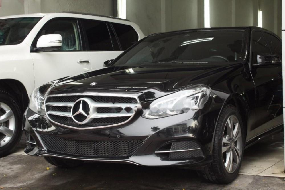 Mercedes-Benz E250  AMG 2015 - Bán Mercedes AMG 2015, màu đen