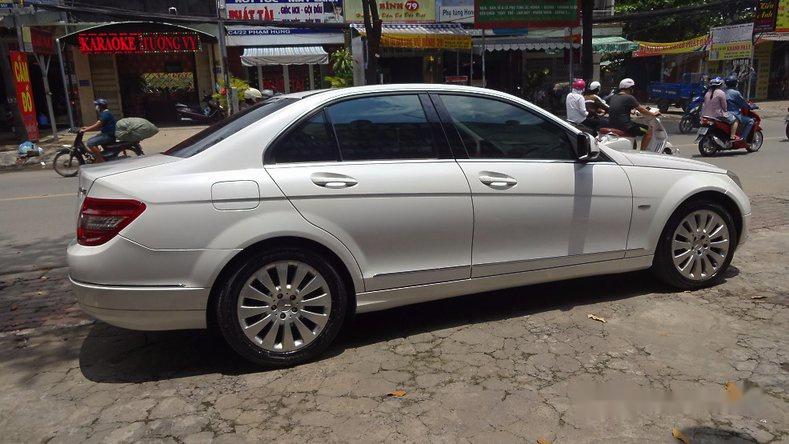 Mercedes-Benz C250 2008 - Bán Mercedes C250 đời 2008, màu trắng, 495 triệu