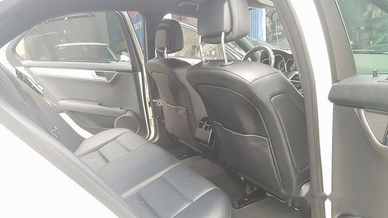 Mercedes-Benz C300 AMG 2012 - Chính chủ bán xe Mercedes C300 AMG 2012, màu trắng
