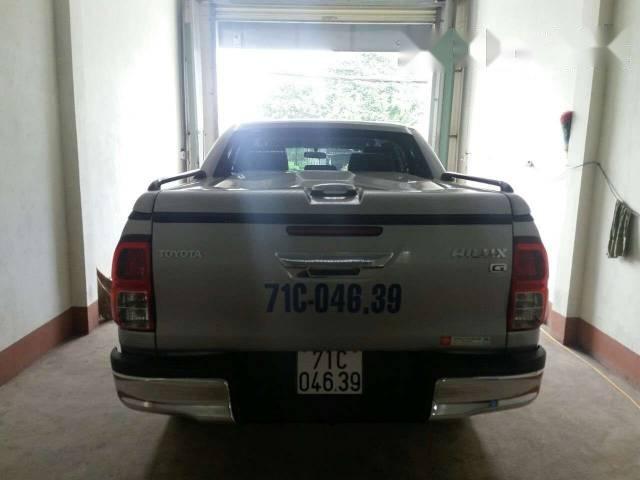 Toyota Hilux   G 3.0 2016 - Bán Toyota Hilux G 3.0 đời 2016, màu xám xe gia đình
