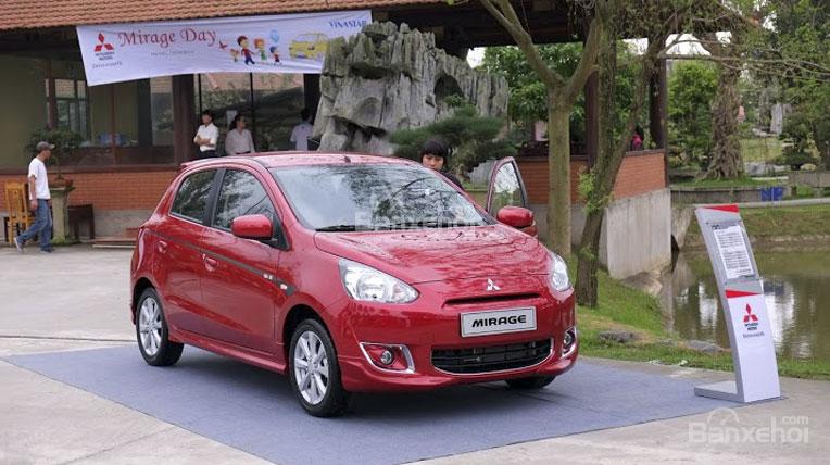 Mitsubishi Mirage 2017 - Cần bán xe Mitsubishi Mirage MT sản xuất 2017 mới 100% giá tốt nhất Việt Nam