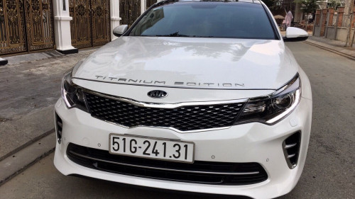 Kia K5 GTline 2.4 2016 - Bán Kia K5 GTline 2.4 sản xuất 2016, màu trắng