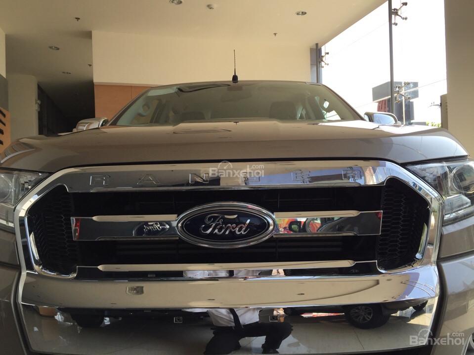 Ford Ranger XLT 2016 - Bán Ford Ranger XLT đời 2017, khuyến mãi nhiều