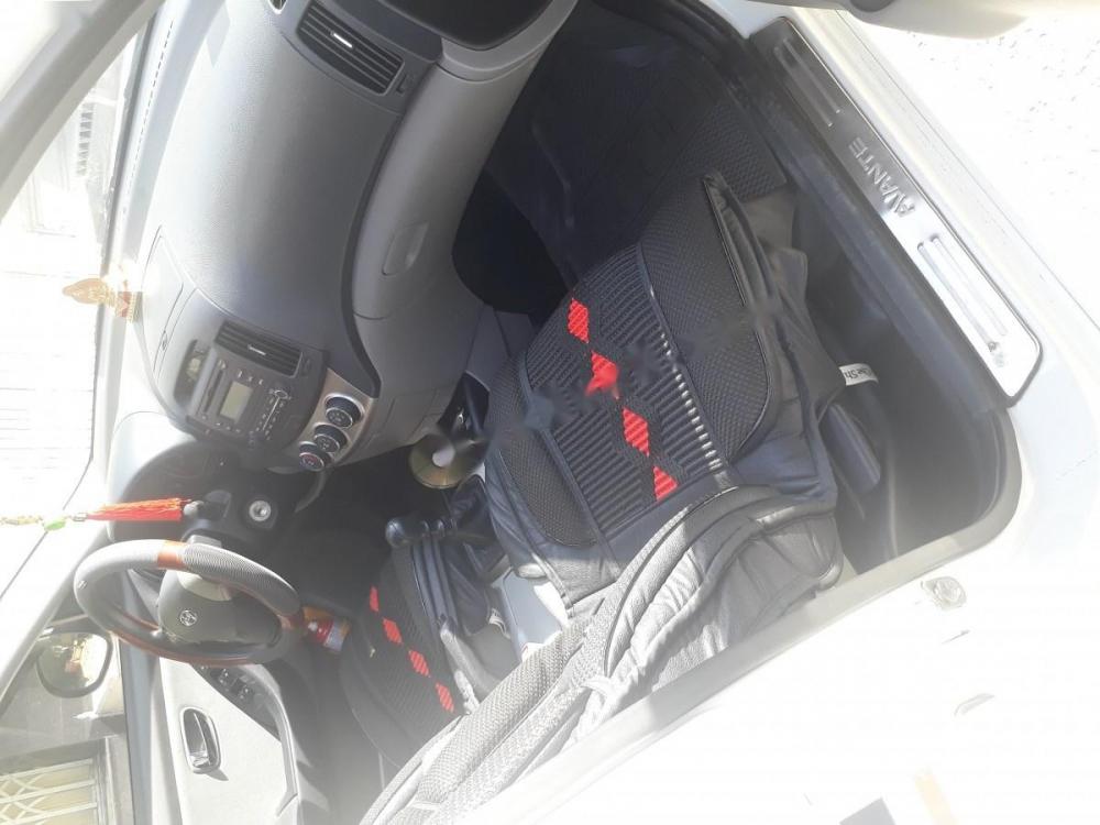 Hyundai Avante 2012 - Cần bán Hyundai Avante đời 2012, màu trắng
