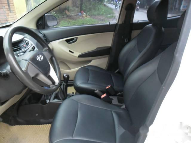 Hyundai Eon 2013 - Cần bán xe Hyundai Eon đời 2013, màu trắng, nhập khẩu nguyên chiếc, 210tr
