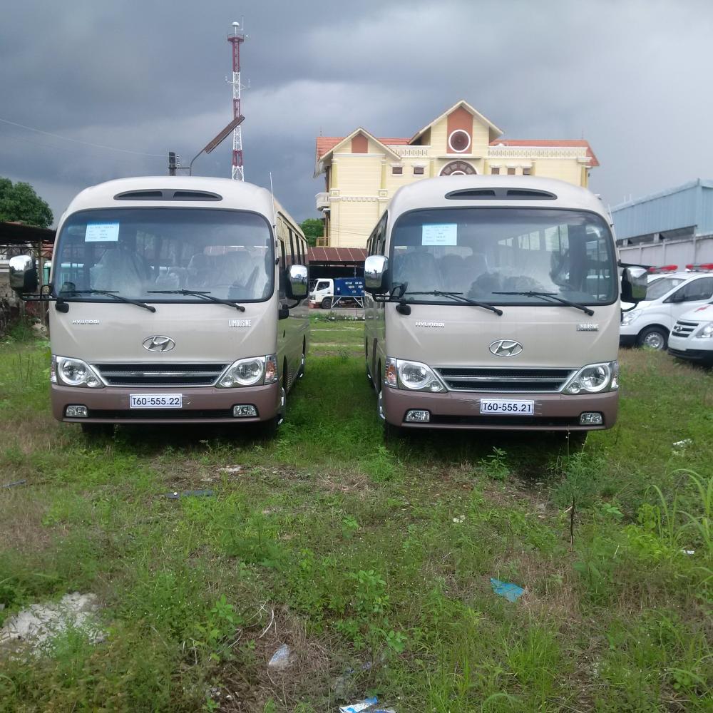 Hyundai County 2017 - Bán xe Hyundai County đời 2017, hai màu