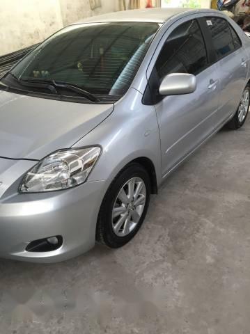 Toyota Yaris 2009 - Cần bán Toyota Yaris năm 2009, màu bạc giá cạnh tranh