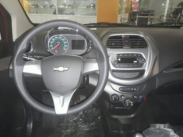 Chevrolet Spark 2017 - Bán Chevrolet Spark đời 2017, màu đỏ   