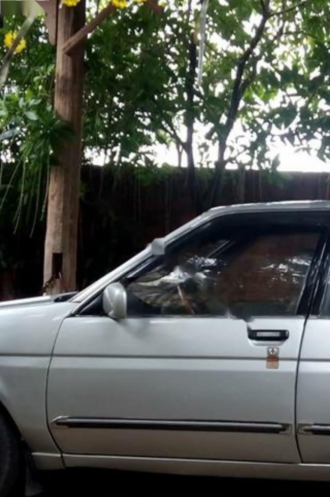 Toyota Corona GL 1.6  1990 - Bán xe Toyota Corona GL 1.6 đời 1990, màu bạc, xe nhập, 40 triệu