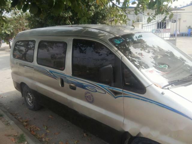 Hyundai Starex 2000 - Cần bán xe Hyundai Starex đời 2000, màu bạc giá cạnh tranh