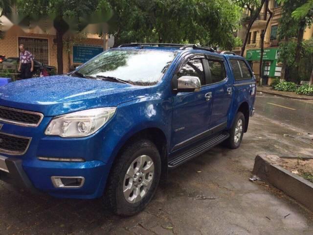 Chevrolet Colorado LTZ  2013 - Cần bán Chevrolet Colorado LTZ đời 2013, màu xanh lam số sàn, giá chỉ 419 triệu