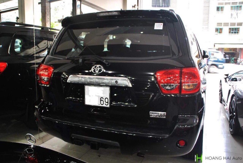 Toyota Sequoia PLATINUM 5.7 V8 2015 - Bán ô tô Toyota Sequoia Platinum 5.7 V8 đời 2015, màu đen, xe nhập