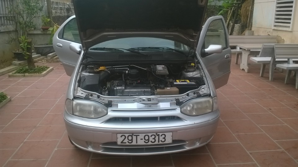 Fiat Siena 2005 - Bán xe Fiat Siena năm 2005, màu bạc, xe nhập, 110tr