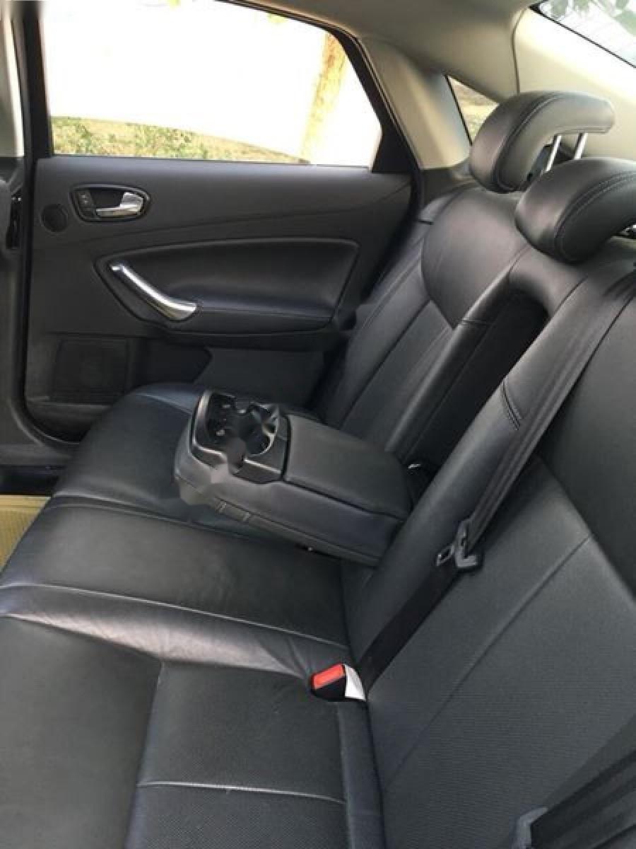 Ford Mondeo 2013 - Chính chủ bán Ford Mondeo sản xuất 2013, màu đen