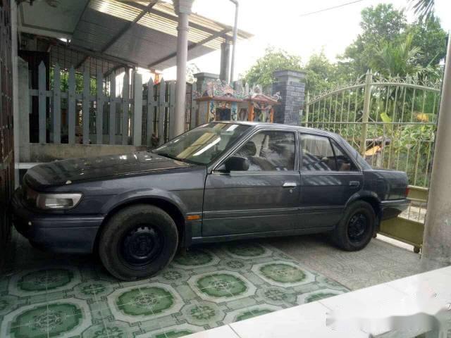 Nissan Bluebird   2001 - Bán xe Nissan Bluebird năm sản xuất 2001 số sàn giá cạnh tranh