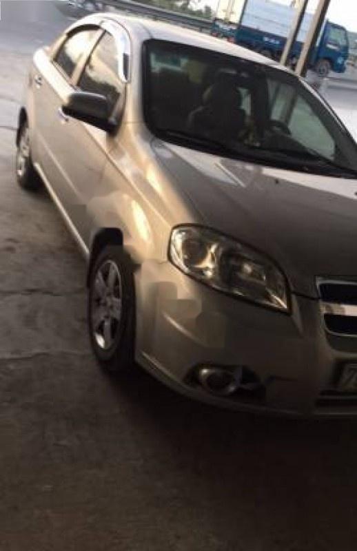 Chevrolet Aveo 1.5 MT 2012 - Cần bán lại xe Chevrolet Aveo 1.5 MT đời 2012, màu bạc giá cạnh tranh