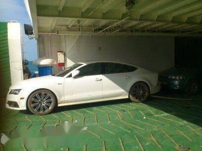 Audi A7  AT  2013 - Bán Audi A7 AT năm 2013, màu trắng, xe nhập