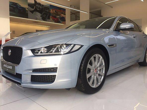 Jaguar XE 2016 - Cần bán Jaguar XE đời 2016