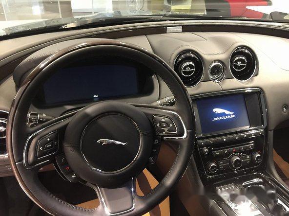 Jaguar XJL 2016 - Cần bán Jaguar XJL năm 2016, màu đen