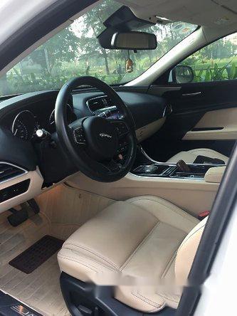 Jaguar XE Prestige 2016 - Xe Jaguar XE Prestige sản xuất năm 2016, màu trắng, nhập khẩu còn mới