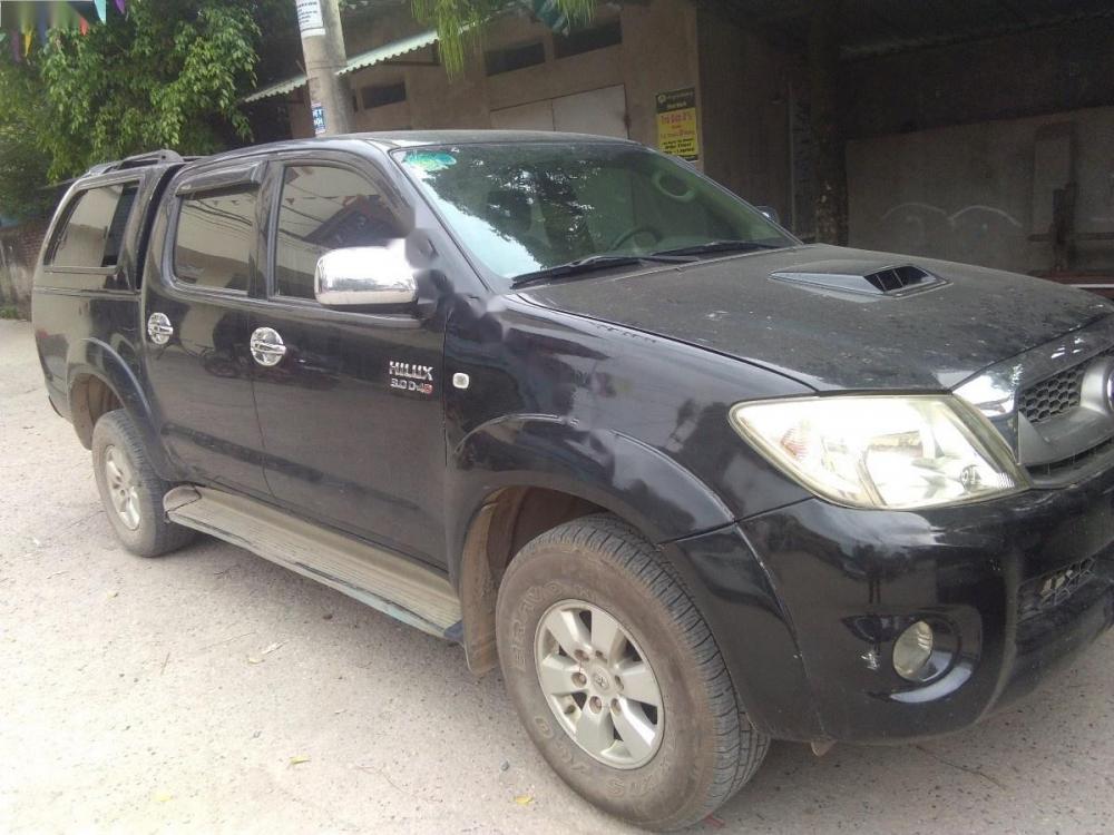 Toyota Hilux G 2010 - Bán ô tô Toyota Hilux g sản xuất năm 2010, màu đen, nhập khẩu nguyên chiếc, 405 triệu