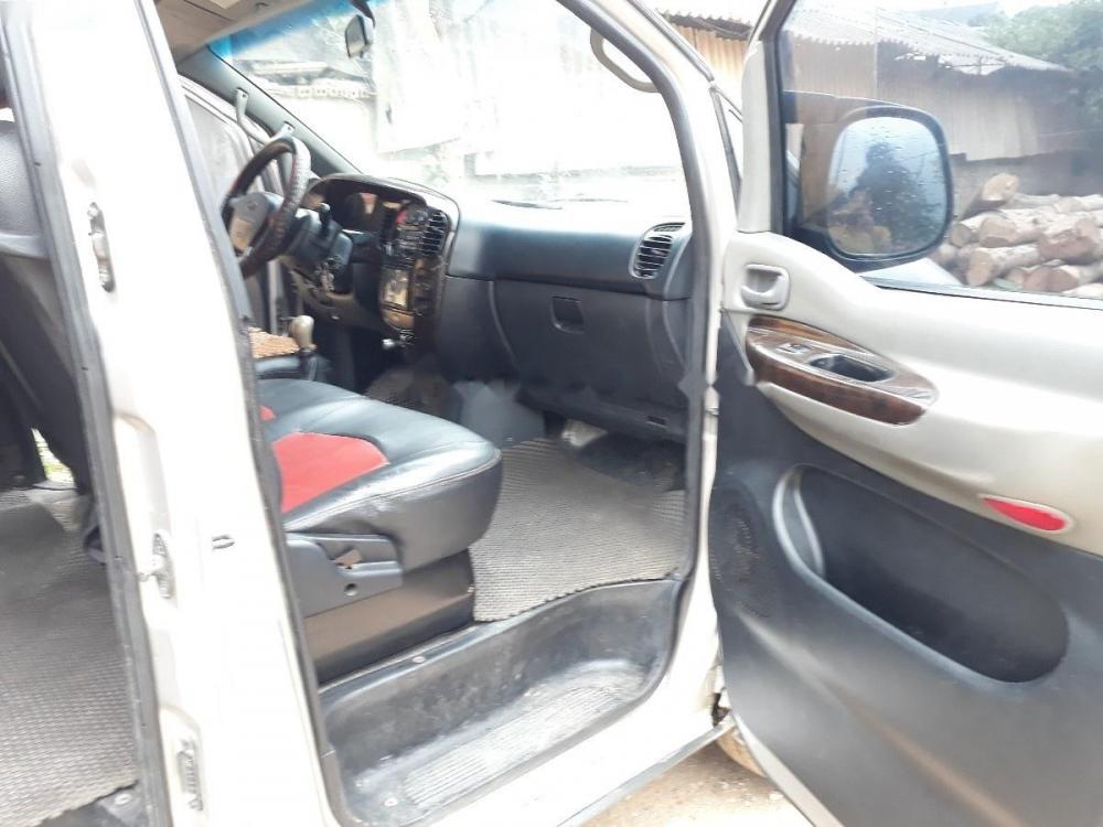 Hyundai Starex Van 2.5 MT 2005 - Cần bán lại xe Hyundai Starex Van 2.5 MT đời 2005, màu bạc, nhập khẩu