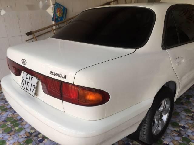 Hyundai Sonata 1995 - Bán xe Hyundai Sonata năm sản xuất 1995, màu trắng