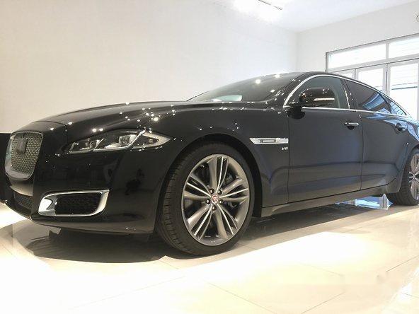 Jaguar XJL 2016 - Cần bán Jaguar XJL năm 2016, màu đen