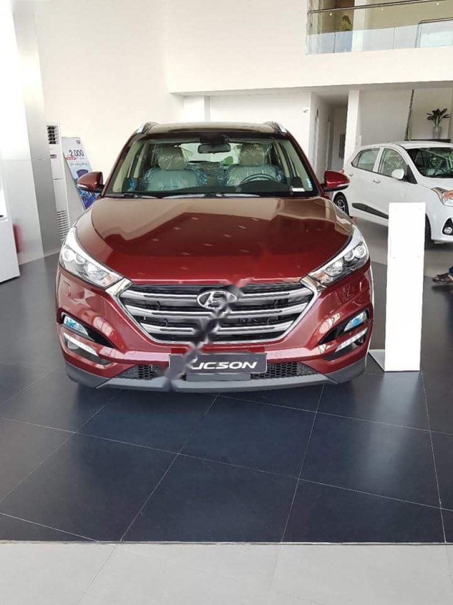 Hyundai Tucson 2.0 AT 2018 - Cần bán Hyundai Tucson 2.0 AT năm sản xuất 2018, màu đỏ