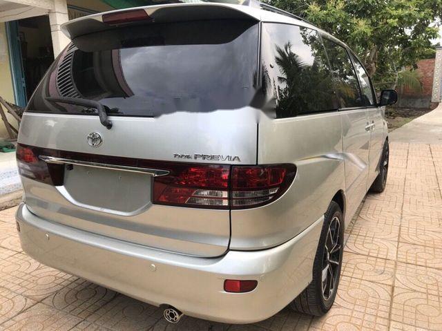 Toyota Previa 2004 - Bán Toyota Previa sản xuất năm 2004, màu bạc