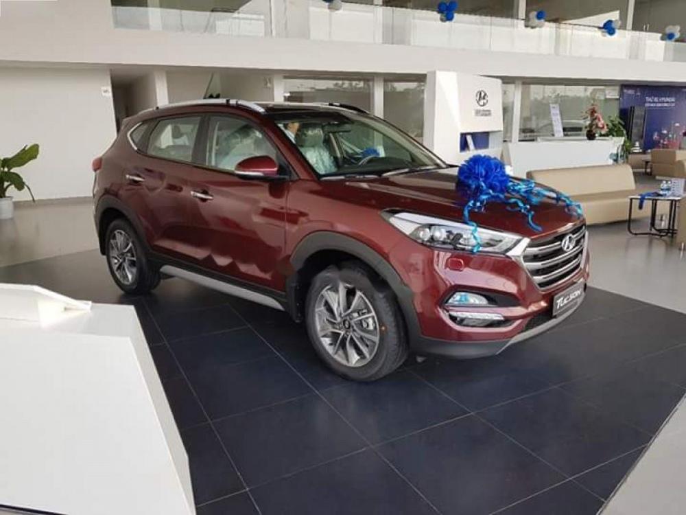 Hyundai Tucson 2.0 AT 2018 - Cần bán Hyundai Tucson 2.0 AT năm sản xuất 2018, màu đỏ