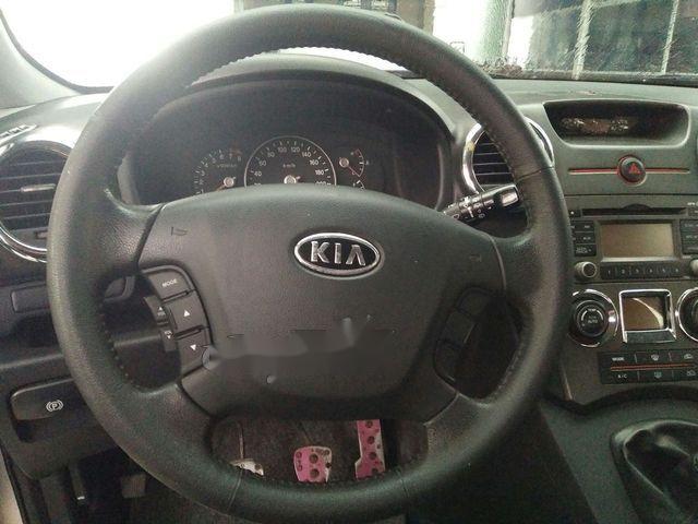 Kia Carens 2009 - Cần bán xe Kia Carens đời 2009, màu bạc