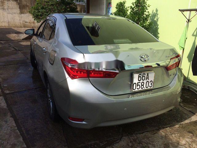 Toyota Corolla altis 2017 - Bán ô tô Toyota Corolla altis sản xuất 2017, màu bạc 
