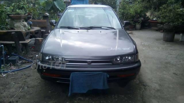 Honda Accord 2000 - Bán Honda Accord 2000, màu xám
