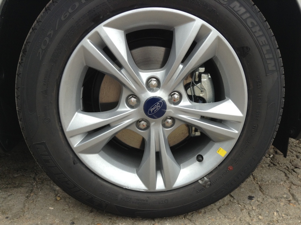 Ford Focus 1.5 ecoboost 2018 - Nam Định Ford Bán Focus 1.5 Ecoboost, 555 triệu hỗ trợ trả góp 80%, lh 0974286009
